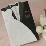 دعوات الزفاف بينَ بطاقات اللؤلؤ والماس والأحجار البرّاقة