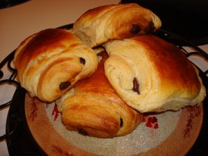 معجنات لذيذه , كروسان بالجبنه , حشوات منوعه للكروسان , كروسان بالشوكولاته