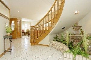 ديكورات تحت السلم _ احدث اشكال ديكورات تحت الدرج2016