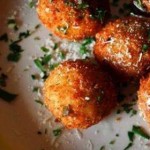 كرات الأرز بالجبنة