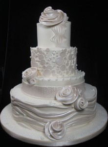 أفخم وارقى انواع الكيك تورتات مميزة للاعراس2014