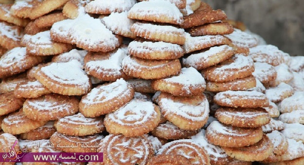 نصائح غذائية فى عيد الفطر للحفاظ على صحتك نصائح غذائية فى عيد الفطر للحفاظ على صحتك