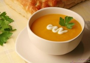 شوربة القرع المشوي من منال العالم