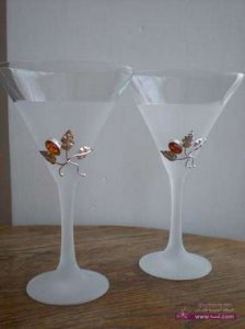 اواني زجاجية للسفرة