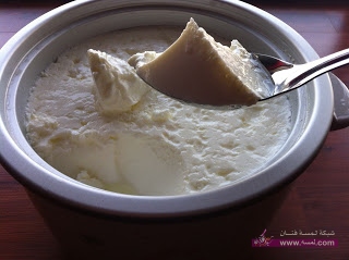 طريقة عمل اللبن الرائب (الزبادي) طريقة عمل اللبن الرائب (الزبادي)