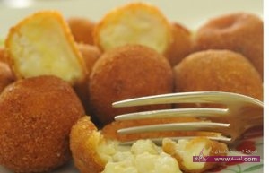 مقبلات رمضانية الجبن بحشو الدجاجكيفية عمل الجبن بحشو الدجاج لرمضان 2015