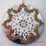 الابداع اللى ممكن تنفذية من جمع السى دى التالف والكروشية