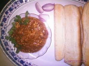 الفول المدمس مع البيض