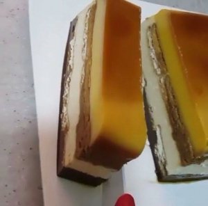 حلا طبقات كريم الكراميل