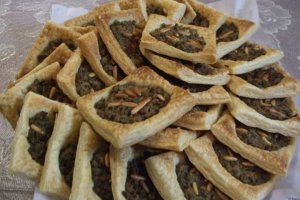 طريقة عمل فطائر اللحمه المفرومه بالصور