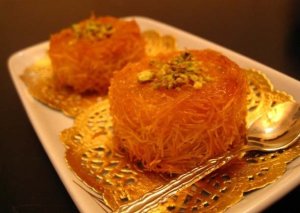 كب كيك الكنافة