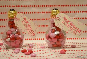 ideas-for-recycling-light-bulbs-12__880