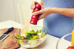 فوائد السلطة الخضراء لصحة الإنسان