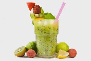 قائمة عصائر صيفية لتخفيف الوزن