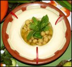 شوربة العدس دجاج المقرمش سلطة اللبنة والحمص والبسبوسة