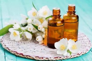 أفضل خمس خلطات لترطيب البشرة والجسم