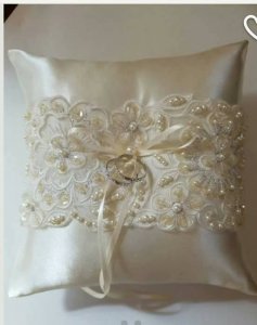 18157324_136663570208444_86946771953809214_n