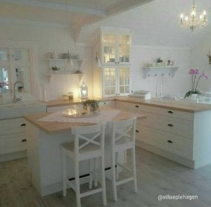 18342228_774071089422274_4368339545916993301_n