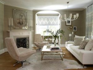 غرفة-جلوس-مودرن-بتفاصيل-كلاسيكية-9-310x233