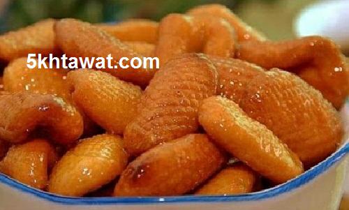 صوابع زينب من اشهر الحلويات الشرقية لذيذة الطعم صوابع زينب من اشهر الحلويات الشرقية لذيذة الطعم