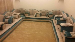 37276383_2093883220886485_3988423754823761920_n