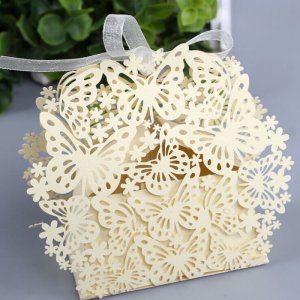 50Pcs-set-Wedding-Candy-Box-Casamento-Wedding-Favors-with-Ribbon-Romantic-DIY-Candy-Cookie-Gift-Boxes