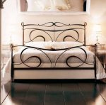 سرير معدن رجع موضة تاني سرير معدن رجع موضة تاني