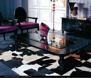 طاولة-فخمة-من-مجموعة-Armani-Xavira-