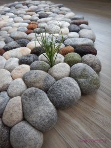 ارضيات من قماش مبطن على شكل صخور