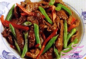 شاورما لحمة الضاني مع العيش الشامي