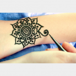 نقوش حناء اماراتي اخر موضة 2014 لعروس وام العروس