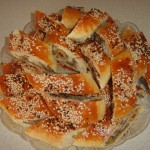 فطائر رولات باللحم و الزيتون