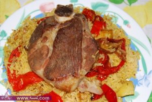 أرز باللحم في الفرن