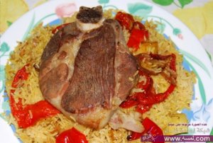 ارز باللحم في الفرن