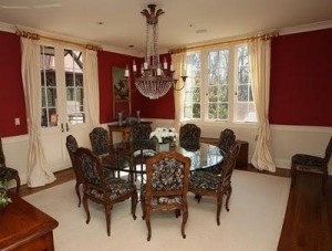 طاوله طعام كلاسيكية طوله طعام من ايكيا ديموس كلاسيك2014