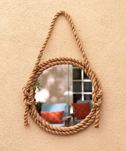 مرايا عصرية تناسب جميع الأماكن في المنزل