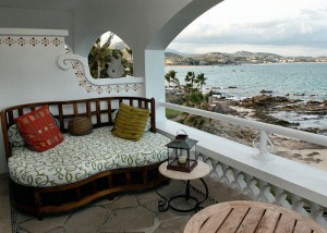 بلكونة الغرفه حديقة مكان جميل