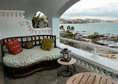 بلكونة الغرفه حديقة مكان جميل