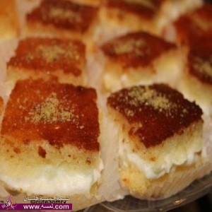 سبوسة بالقشطة