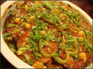 طبقات البطاطس المقلية بالصلصة