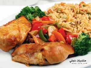 الدجاج بالارز مع صلصة البندورة2014