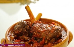 اطباق رمضان  طاجن البامية باللحم وشوربة  عصير قمر الدين و أم على و الزبادى بالمشمش