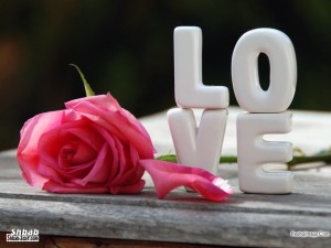 صور رومانسيه- رومانسيات باللون الاحمر , اجمل قلوب وشموع رومانسية باللون الاحمر  2014