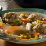 شوربة الخضار مع لحم الحبش