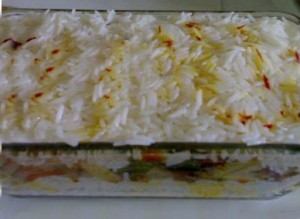 قالب الأرز بالكفتة والخضار