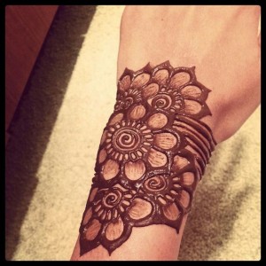 نقش جميل وانيق بدون وصف زيادة ادخلي واختاري ولا تحتاري