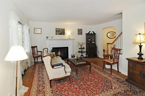 ديكور كنب بالوان صيفية رقيقة جدا للمتمييزين 2014