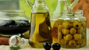 طريقة لتخليل الزيتون الأخضر