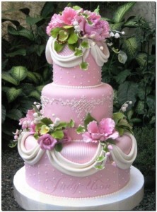 صور تورتات زفاف رائعة 2014، تورتات حلوة للزفاف   ، قوالب تورت فخمة للزفاف