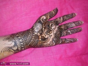 نقوش حناء اماراتى  اجمل نقوش حناء اماراتية 2014   نقوش حناء لليد
